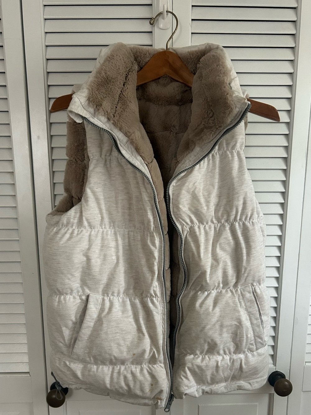 blanc noir reversible cream puffer vest with Faux-Fur Lining